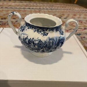 Vintage Johnson Brothers Coaching Scenes Sugar Bowl no lid small chip